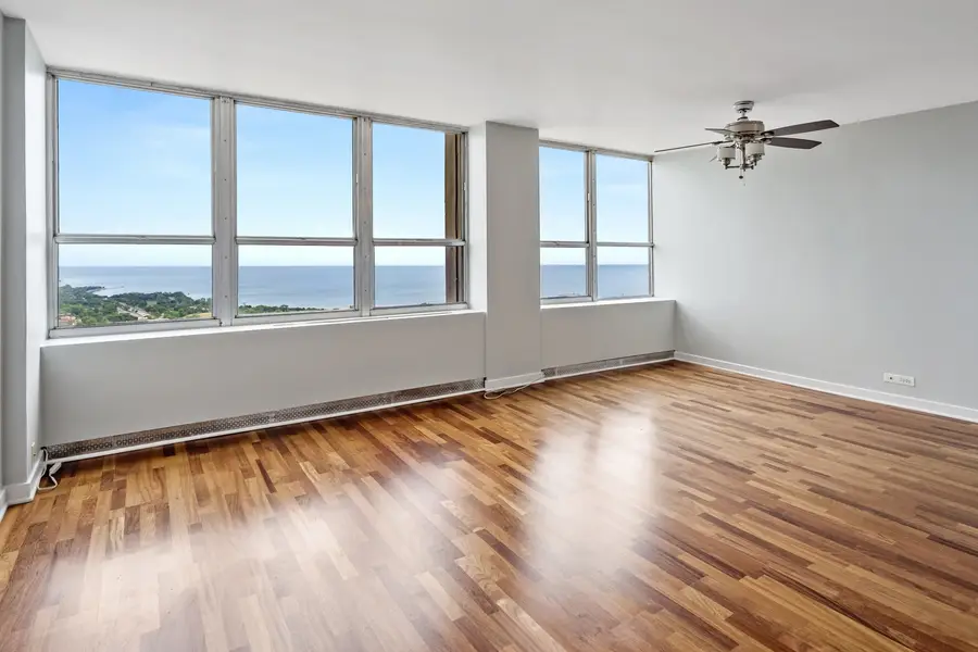 Address Withheld By Seller, Chicago, IL 60613 - #3