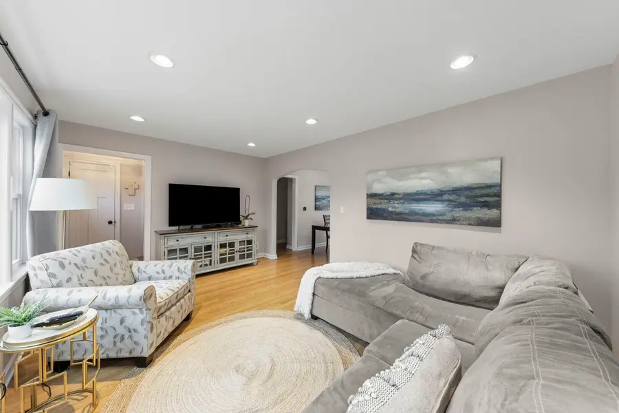 218 S Fairfield Avenue, Lombard, IL 60148 - #3