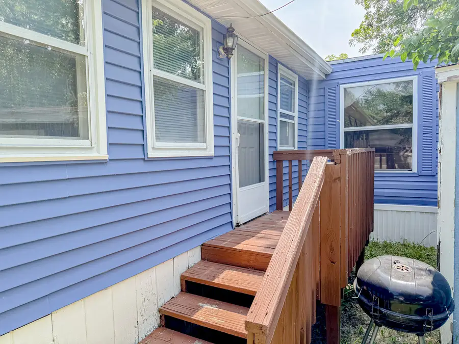 11/221 Woodhaven, Sublette, IL 61367 - #3