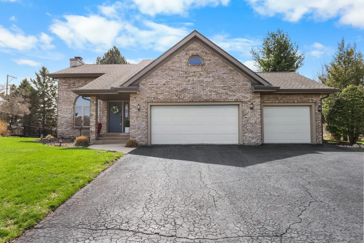 6833 Cardigan Way, Rockford, IL 61114 - #1