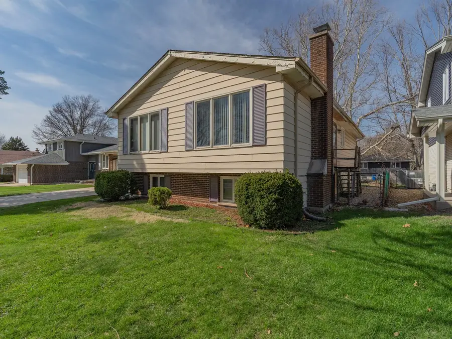 4242 Pinewood Lane, Matteson, IL 60443 - #3