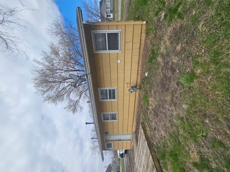 812 37th Avenue, Rock Island, IL 61201 - #2