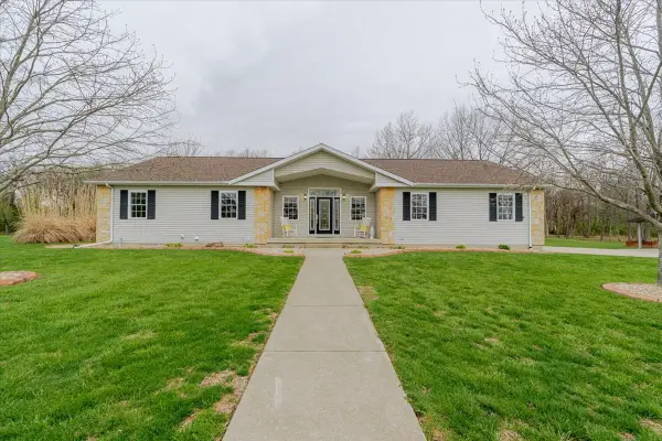 3275 Tohill Lane, Decatur, IL 62521