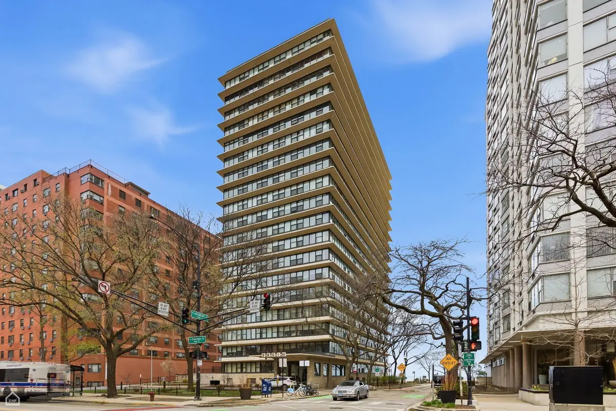5801 N Sheridan Road #7B, Chicago, IL 60660 - #1