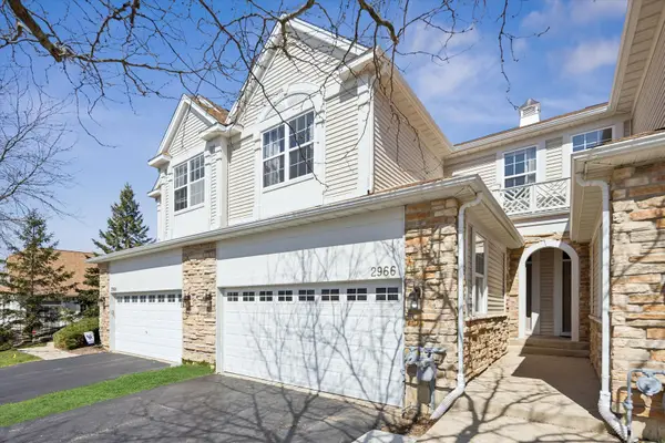 2966 Talaga Drive #2966, Algonquin, IL 60102