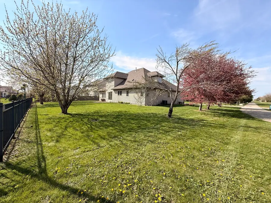 4705 Stonebridge Drive, Champaign, IL 61822 - #3