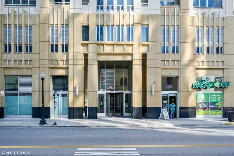 Address Withheld By Seller, Chicago, IL 60605 - #2