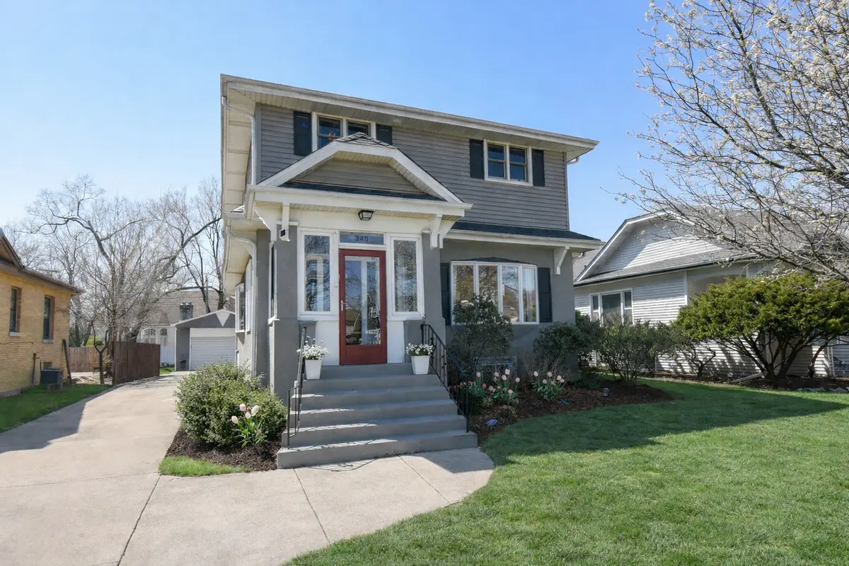 349 Blackhawk Road, Riverside, IL 60546 - #1