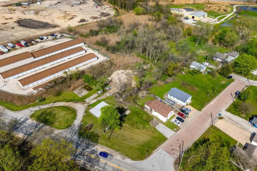 201 N 2nd Avenue, Carbon Cliff, IL 61239 - #3
