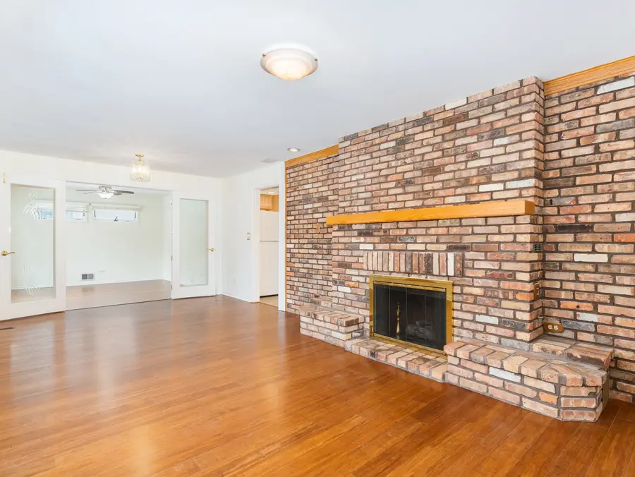 510 S President Street, Wheaton, IL 60187 - #2