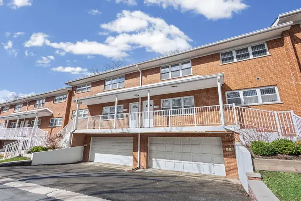 169 E Palatine Road #E, Palatine, IL 60067