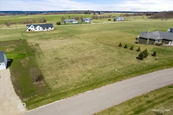 4810 Glacial Trail, Ringwood, IL 60072