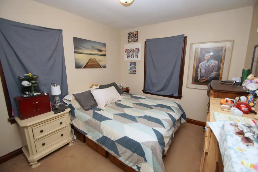 1307 W 36th Street, Davenport, IA 52806 - #2