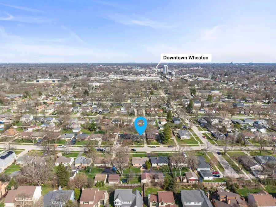 115 N Pierce Avenue, Wheaton, IL 60187 - #2