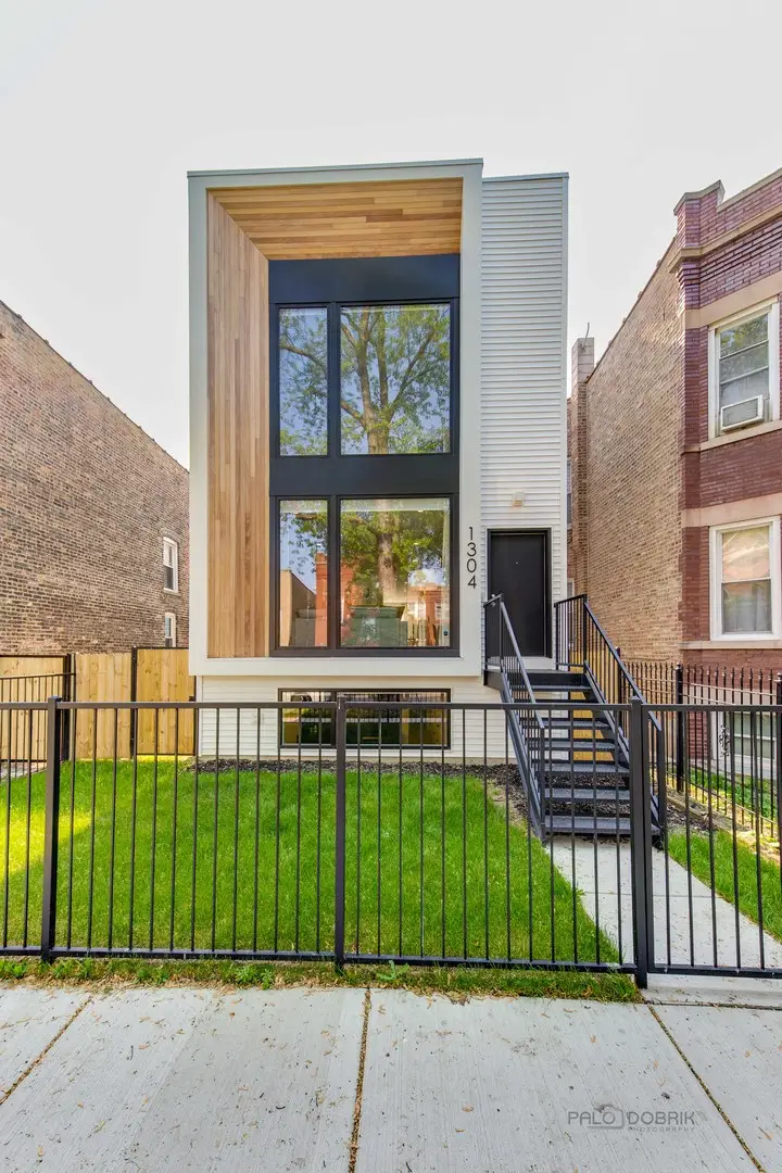1304 N Lawndale Avenue, Chicago, IL 60651 - #2