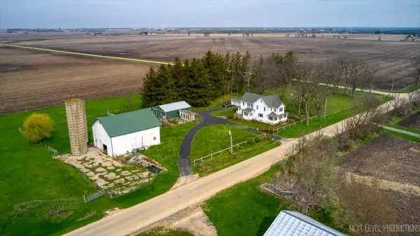 7930 E Line Road, Kirkland, IL 60146