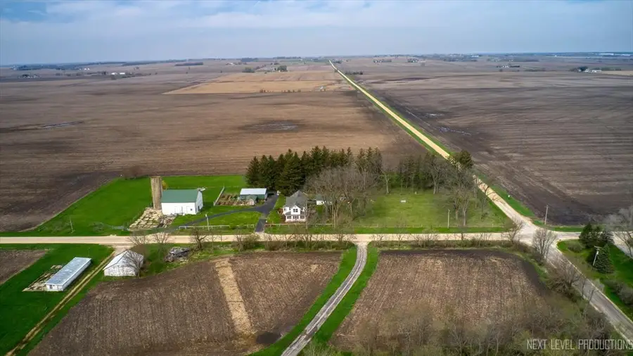 7930 E Line Road, Kirkland, IL 60146 - #2