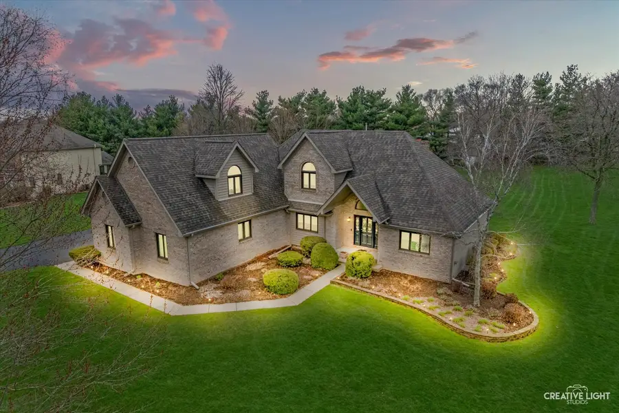 5 W Royal Oaks Drive, Bristol, IL 60512 - #2