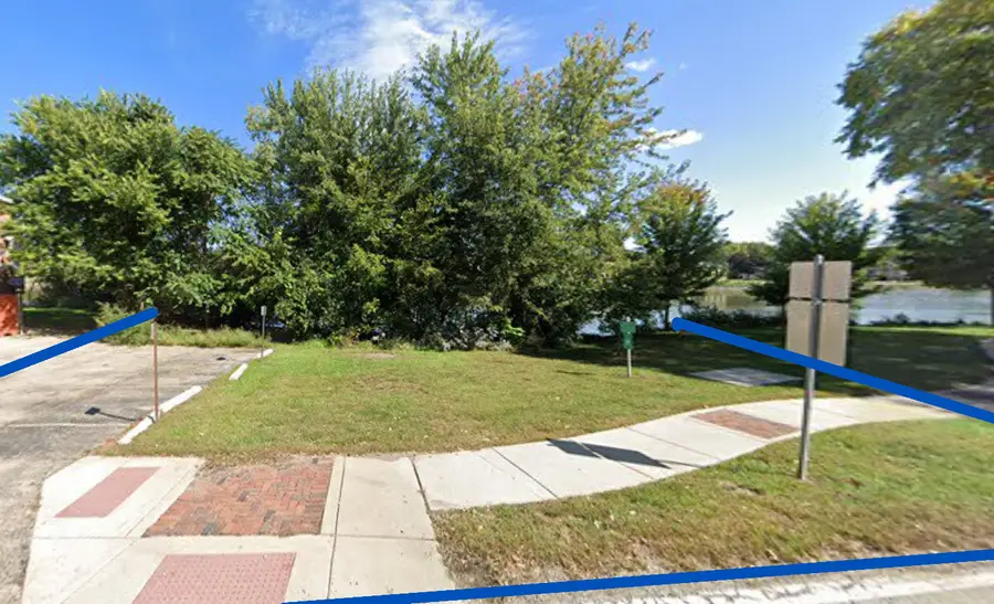 1 S Lincoln Avenue, Carpentersville, IL 60110 - #3