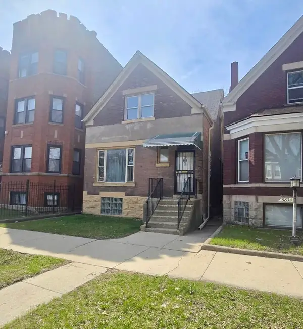 6836 S Calumet Avenue, Chicago, IL 60637