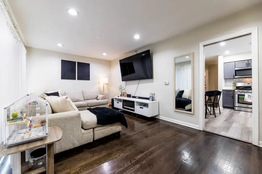 7124 S Kedzie Avenue, Chicago, IL 60629 - #2