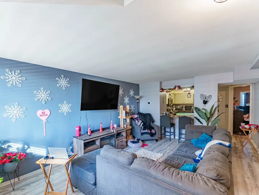 6337 Roosevelt Road #309, Berwyn, IL 60402 - #2