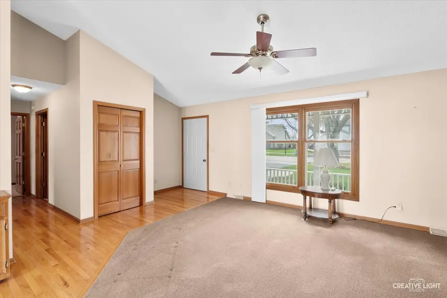 516 Banbury Avenue, Elburn, IL 60119 - #3