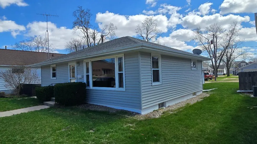 1124 13th Avenue, Fulton, IL 61252 - #1