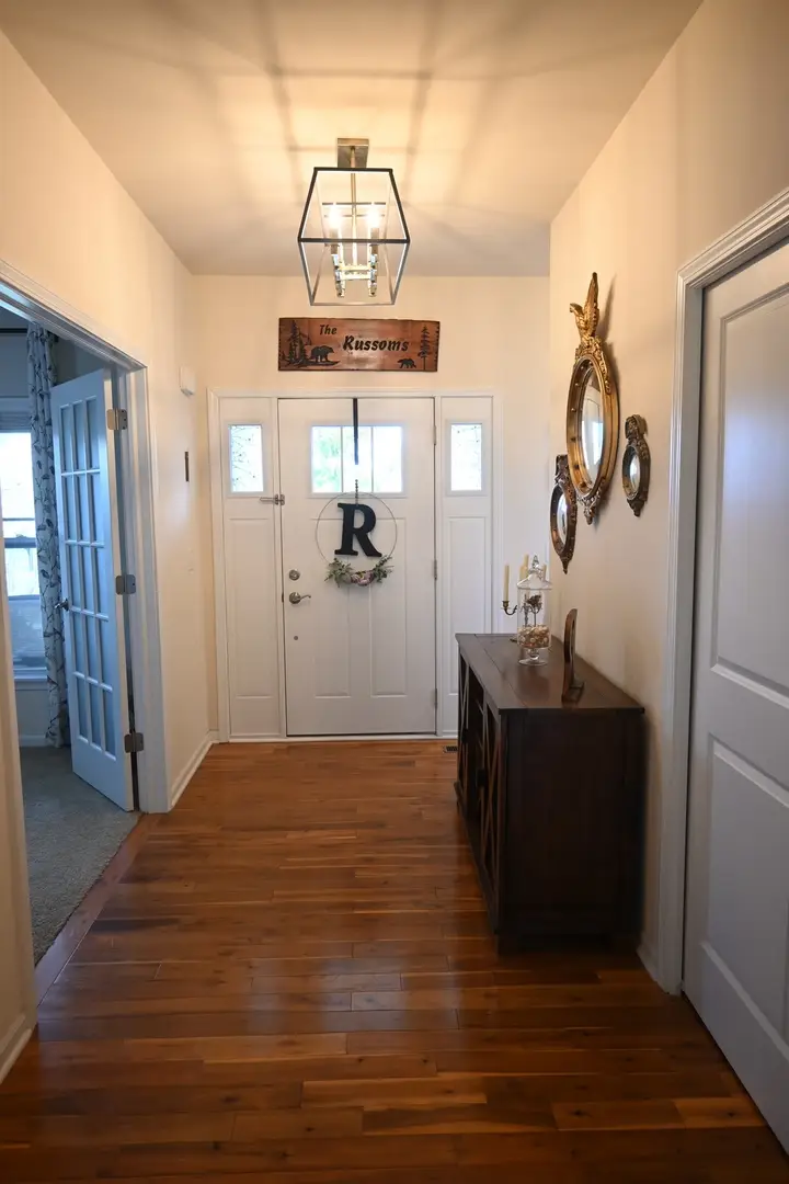 1117 Bailey Road, Sycamore, IL 60178 - #2