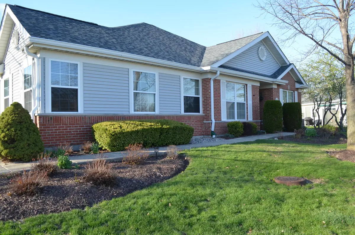 21520 Victory Lake Way, Crest Hill, IL 60403 - #1