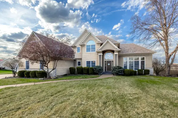 2916 E 45th Court, Davenport, IA 52804