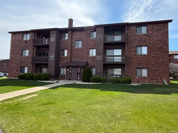 15723 Peggy Lane #12, Oak Forest, IL 60452