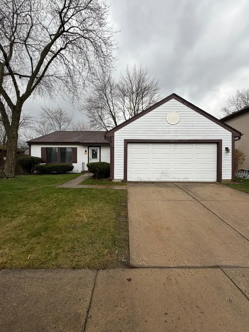 208 Albert Drive, Vernon Hills, IL 60061 - #1