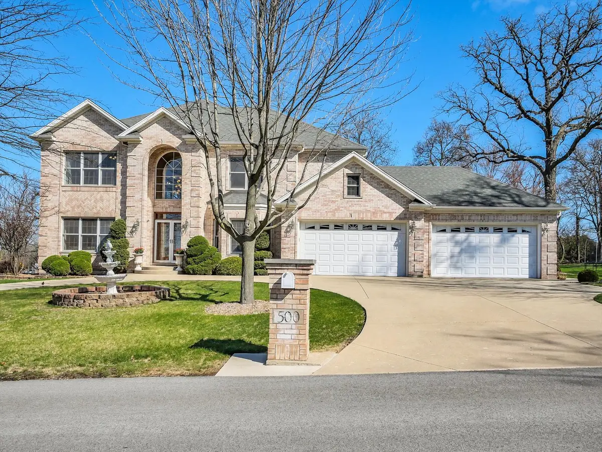 500 E Sherwood Drive, Addison, IL 60101 - #1