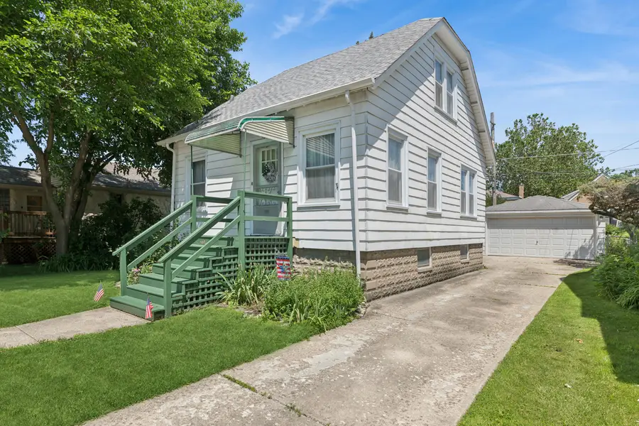 6948 W Berwyn Avenue, Chicago, IL 60656 - #2