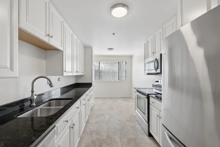 5851 Doe Circle, Westmont, IL 60559 - #2