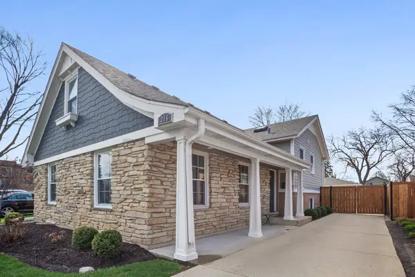 216 E Fremont Avenue, Elmhurst, IL 60126