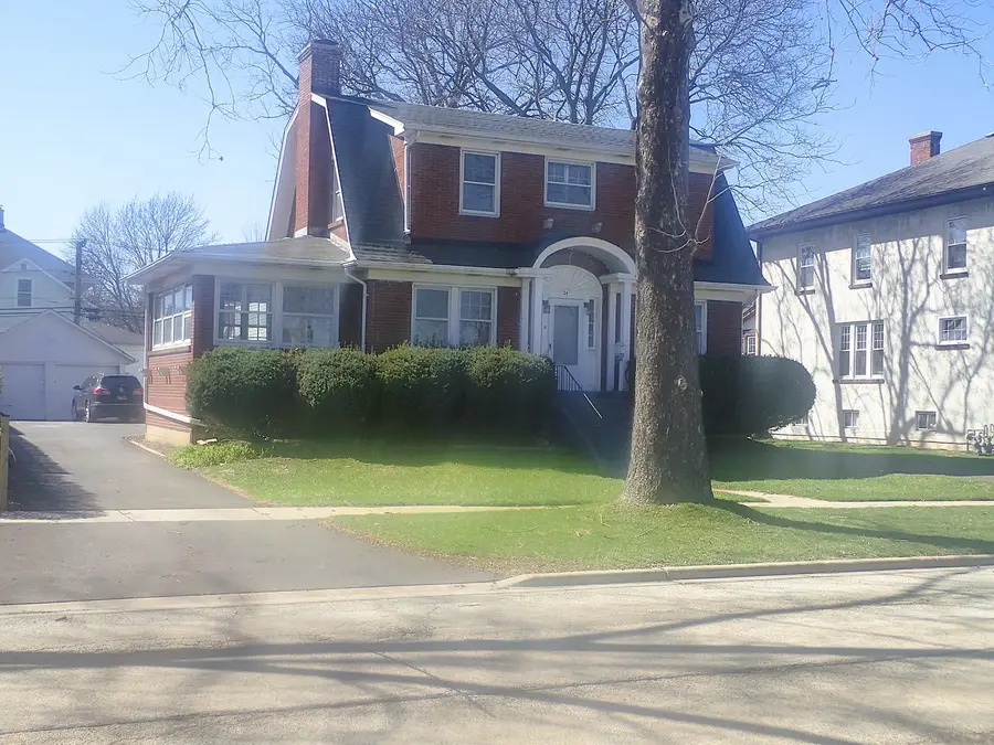 24 N Belmont Avenue, Arlington Heights, IL 60004 - #3