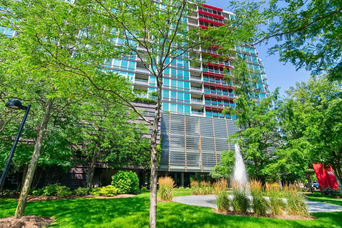 800 Elgin Road #812, Evanston, IL 60201 - #1