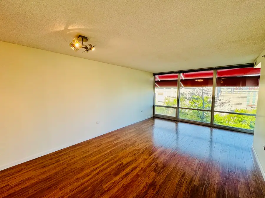 800 Elgin Road #812, Evanston, IL 60201 - #3