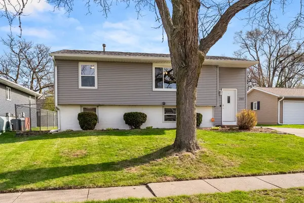 2010 W 55th Street, Davenport, IA 52806