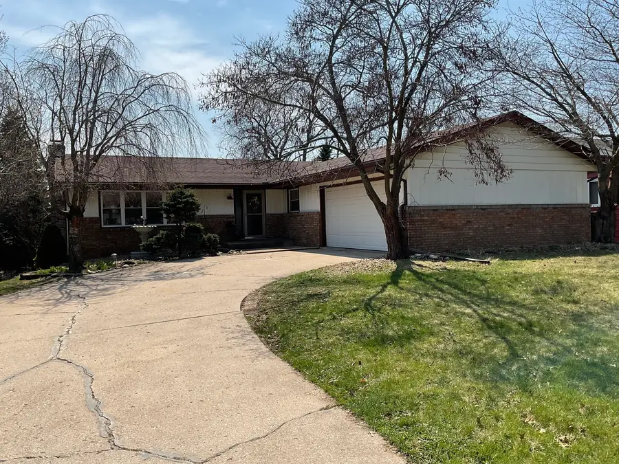 5775 Alma Drive, Rockford, IL 61108 - #2