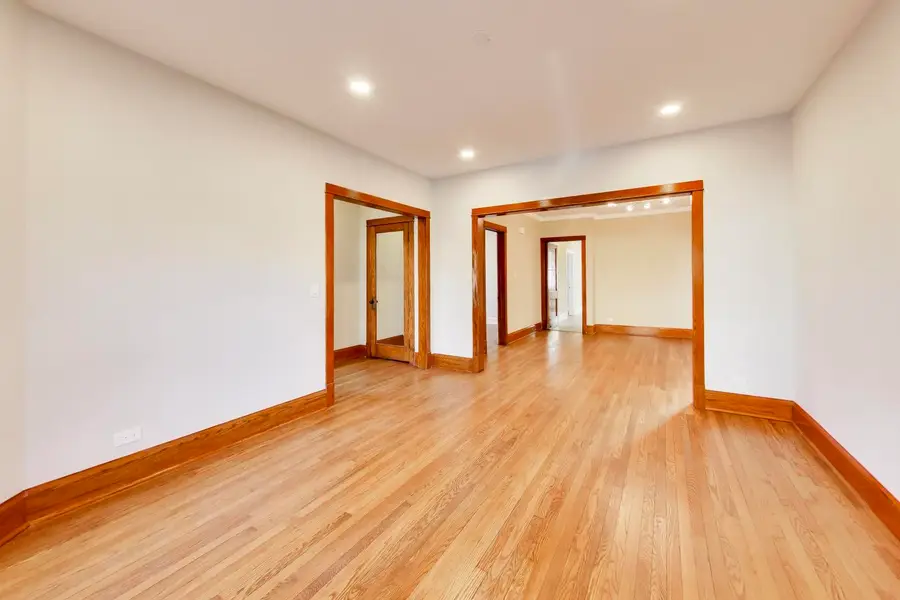 6115 N Hermitage Avenue, Chicago, IL 60660 - #3