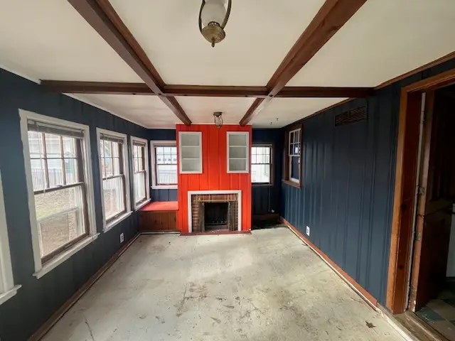 511 S Russell Street, Champaign, IL 61821 - #2