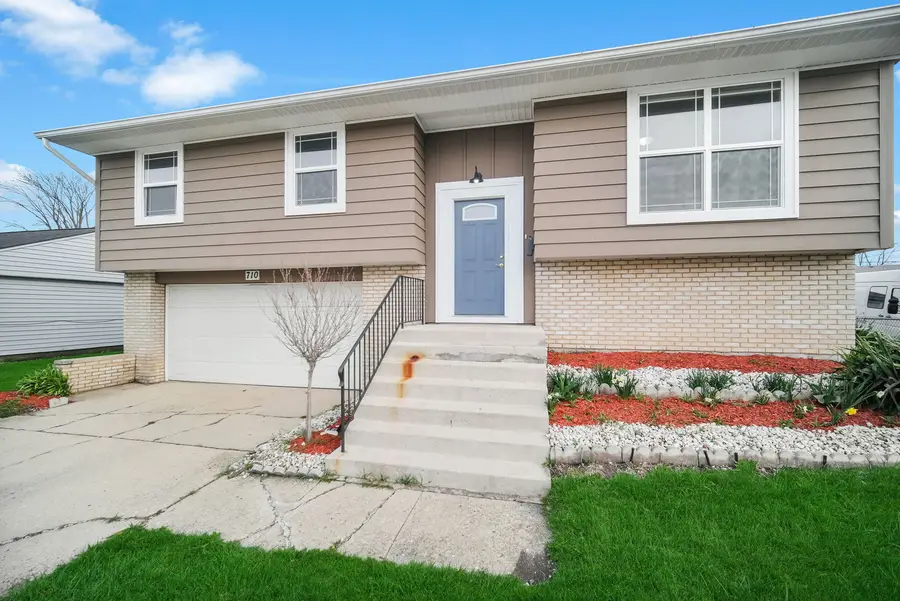 710 Union Avenue, Romeoville, IL 60446 - #3