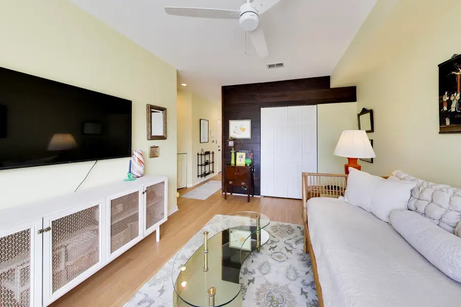 3839 N Western Avenue #202, Chicago, IL 60618 - #2