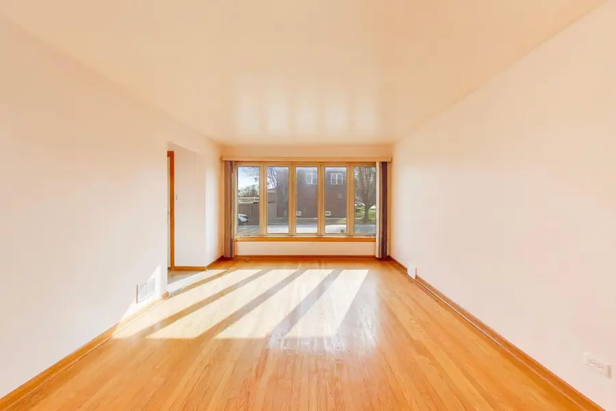 5854 S Mason Avenue, Chicago, IL 60638 - #3