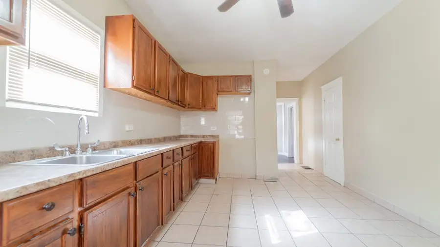 13223 S Buffalo Avenue, Chicago, IL 60633 - #3