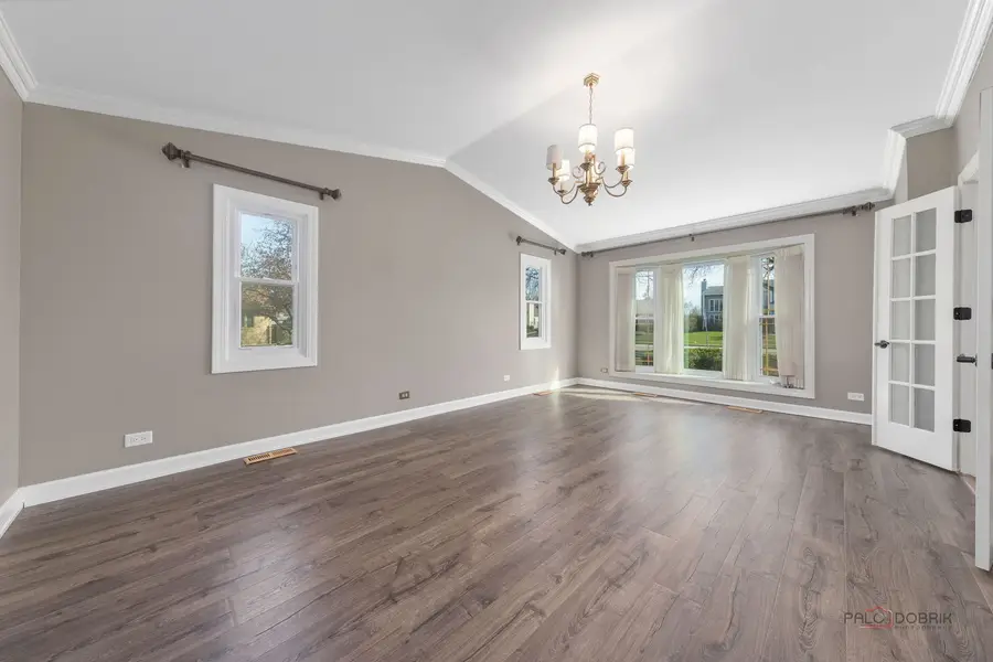 2326 W Weathersfield Way, Schaumburg, IL 60193 - #3