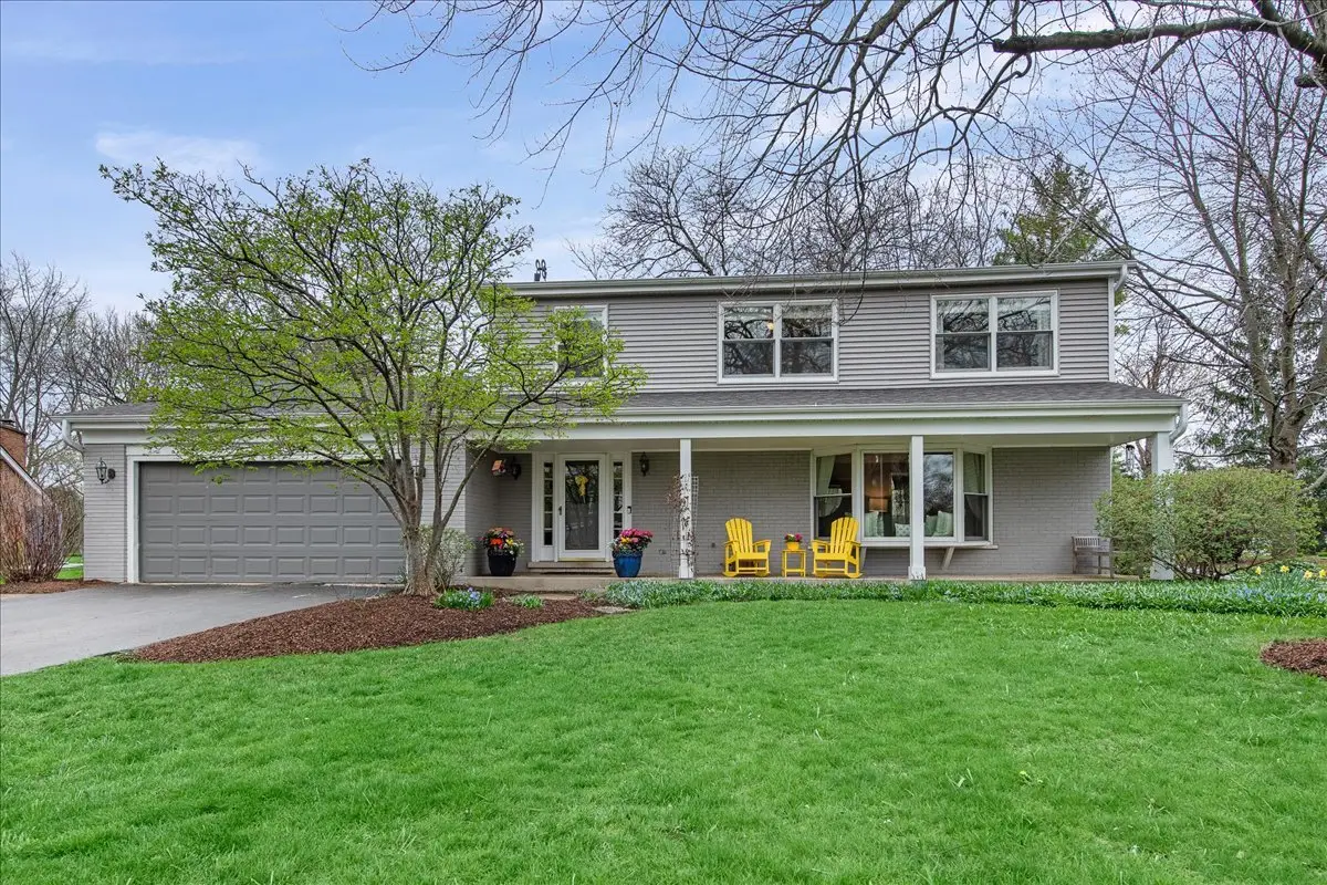 330 S Valley Road, Barrington, IL 60010 - #1